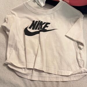 Nike White Short Sleeve Tee